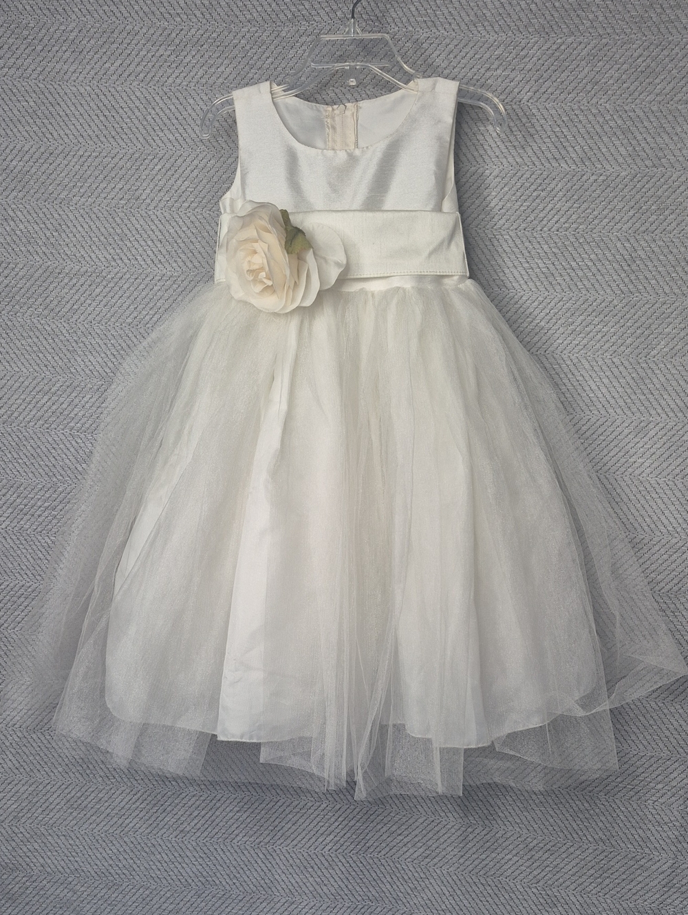 NWT Bloom Rare Find Ivory 3D Flower Tulle Bow Bridal Flower Girl Dress 3T
